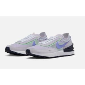 Women's Nike Waffle One- Size 9, NEW